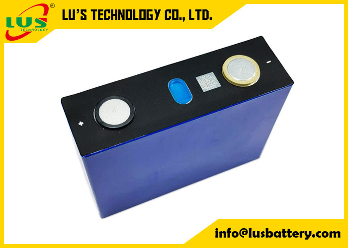 Lityum hücre LiFePO4 Prismatik 3.2V 100Ah LiFepo4 lityum bataryası Güneş enerjisi depolaması için LFP şarj edilebilir batarya