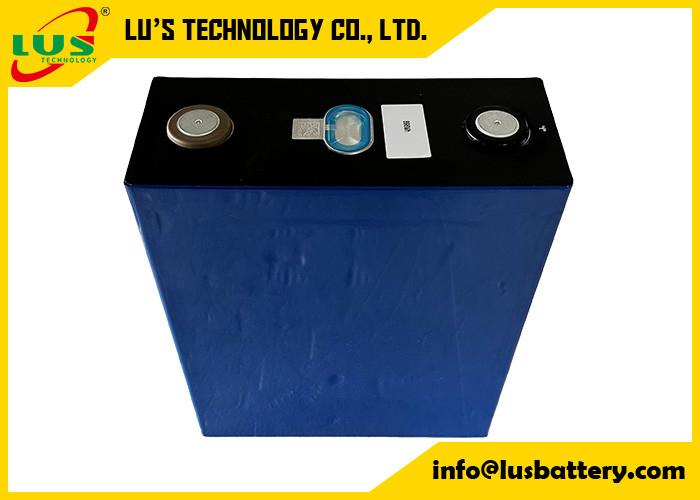 3.2V 150Ah LiFePO4 prizmatik hücreleri ve özel lityum iyonlu pil paketi OEM 3.2V150Ah LiFePO4 yüksek güçlü lityum pil